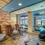 Lopusna Dolina Resort 3*