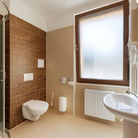 度假村 Lopusna Dolina 斯维特